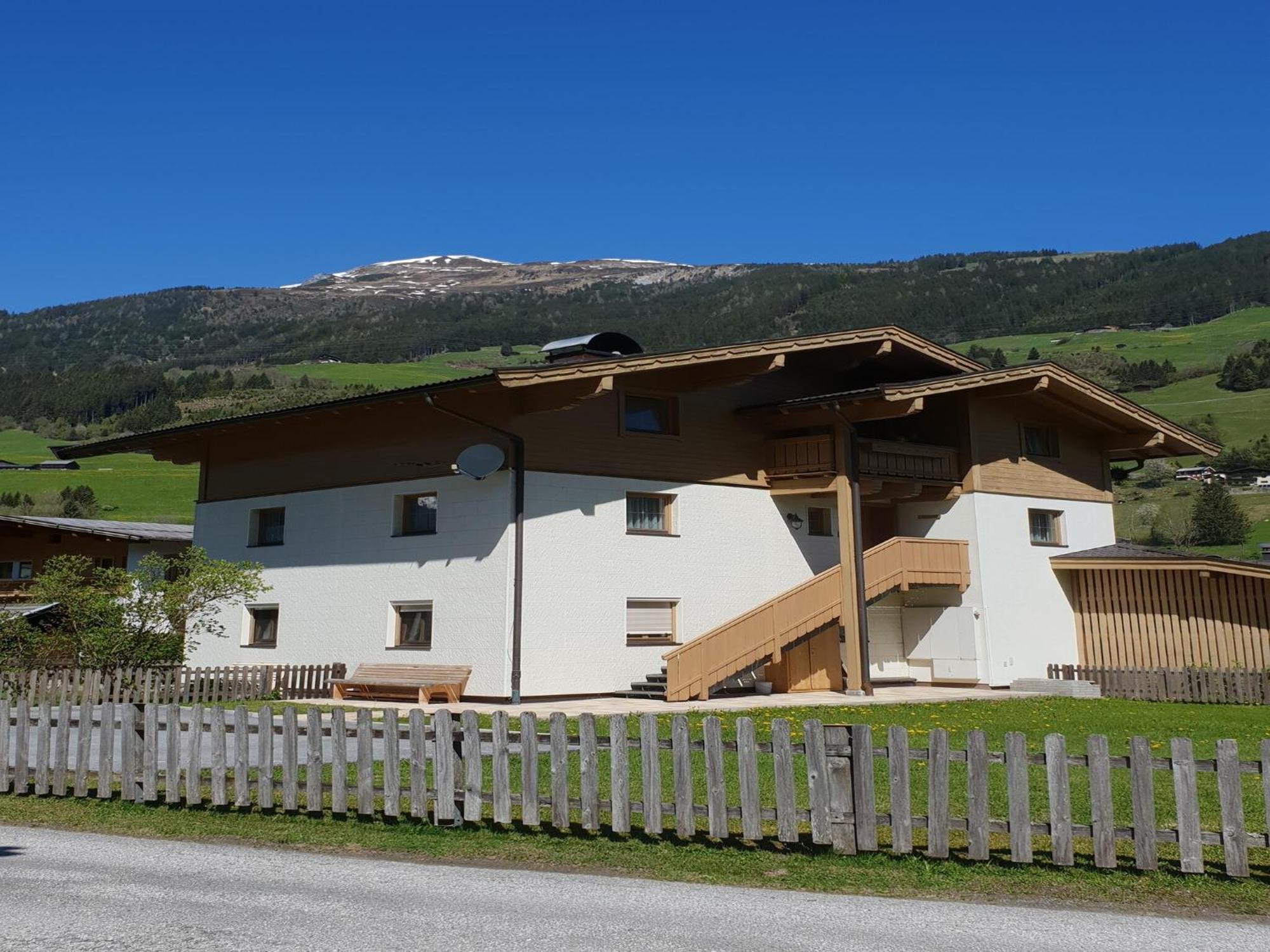 Apartment Johann In Wald Im Pinzgau With Balcony Екстер'єр фото